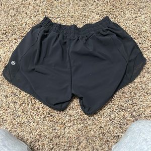 Black hottie, hot Lululemon shorts